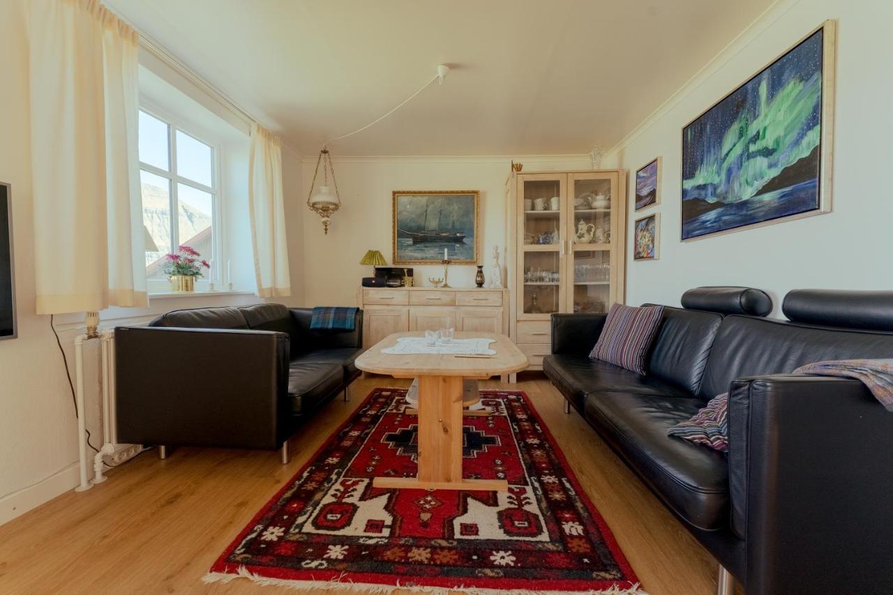 Lovely 4-Br House / Sea View / Nature Oyndarfjordur Exterior foto